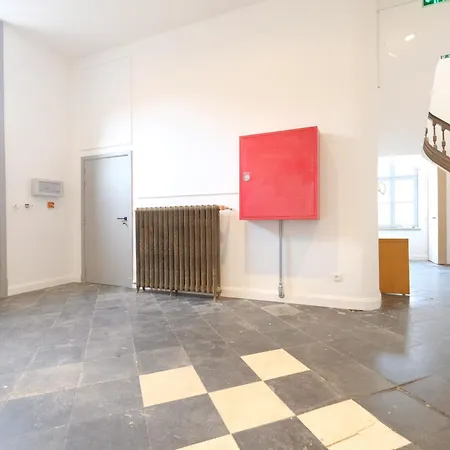 Jade - La Maison De La Duchesse De La Valliere - Parking Privé Mons